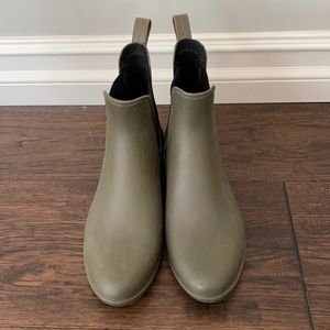 Target rain boots